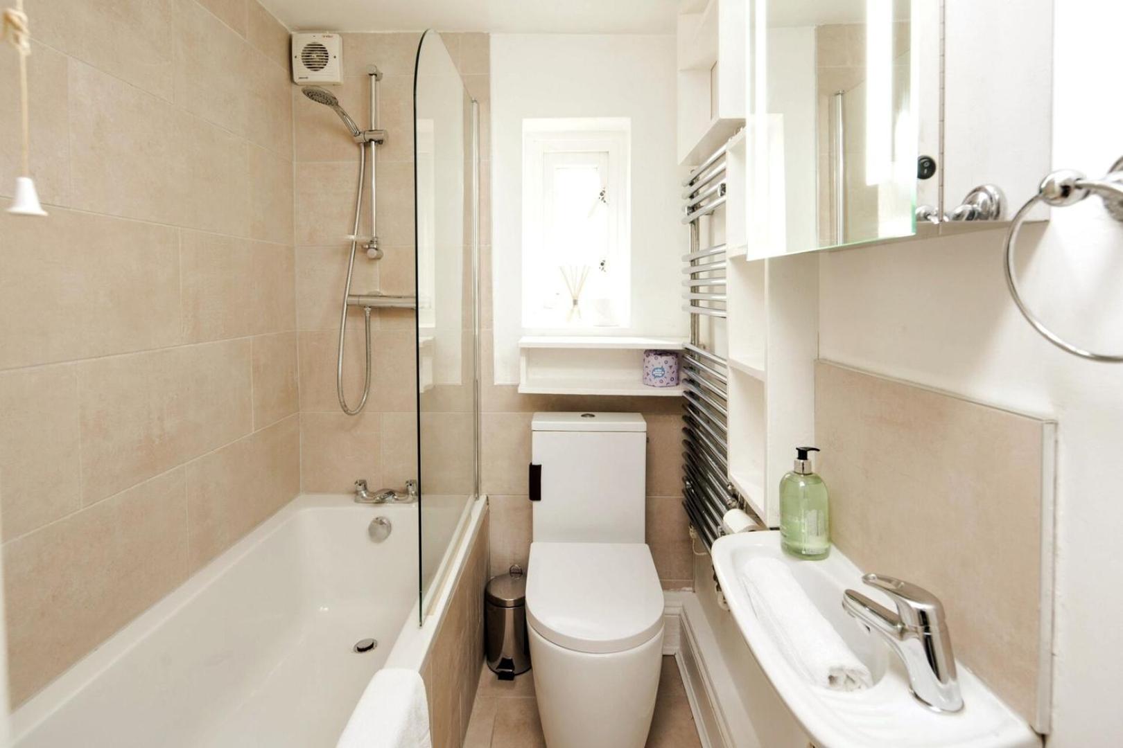 Beautiful Designer Flat In Maida Vale, Sleeps 4 Apartment